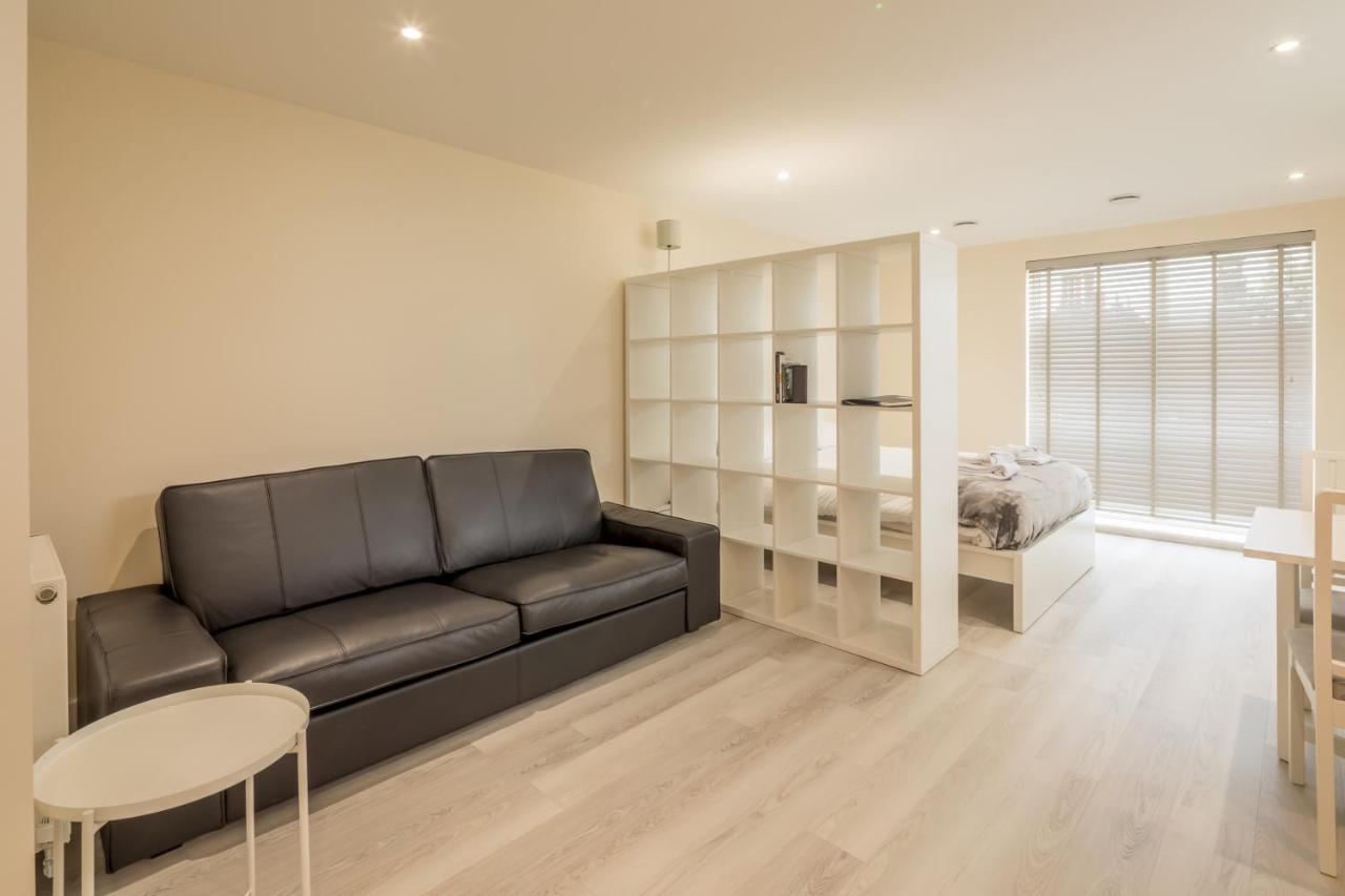 Pass The Keys Flat 9 Lovell Lodge - Modern Studio Near Science Park Cambridge  Bagian luar foto