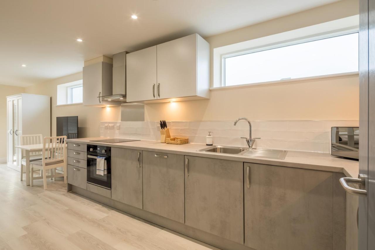 Pass The Keys Flat 9 Lovell Lodge - Modern Studio Near Science Park Cambridge  Bagian luar foto